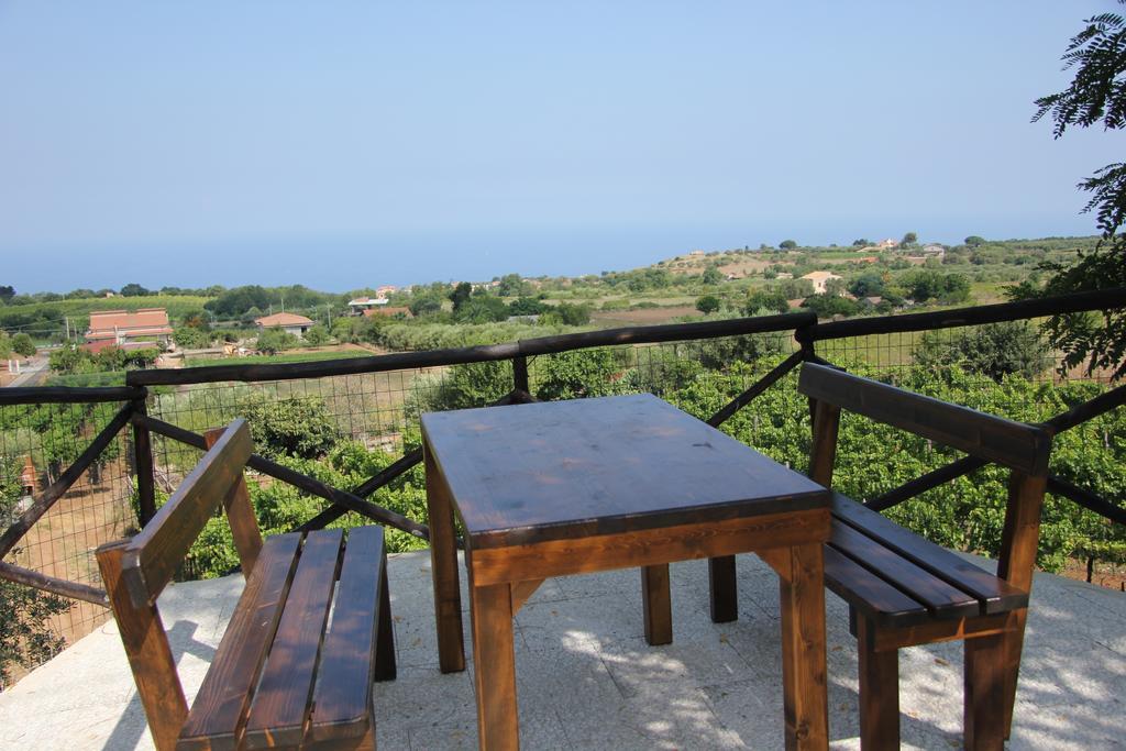 Borgo San Cosmo Tropea Bed & Breakfast Brattiro Exterior photo